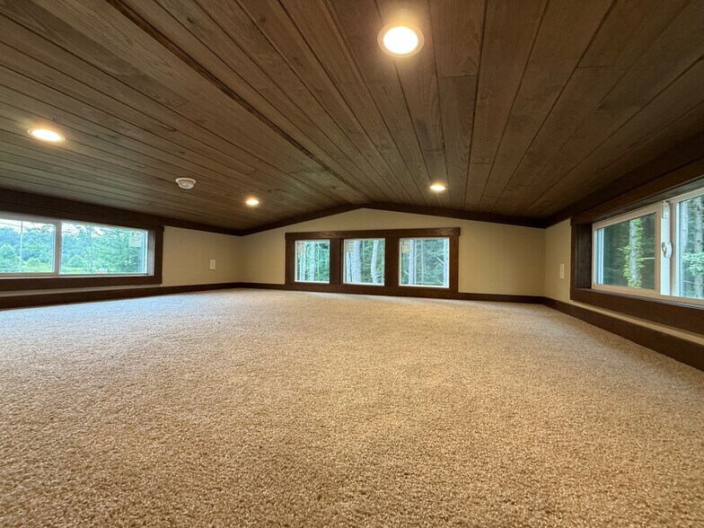 More Photos Of 10959 Highway 79 N, Buchanan Dormitory For Sale