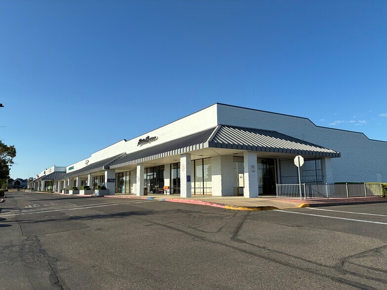 More Photos Of 1699-1785 State Highway 273, Anderson Unknown For Lease