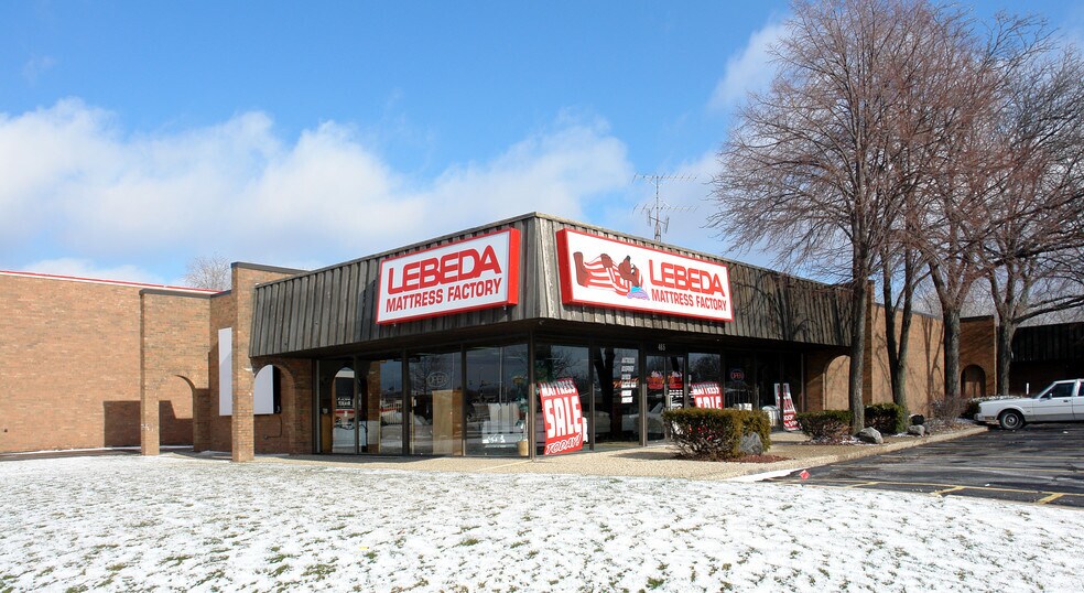 More Photos Of 4640-4650 Brandywine Dr, Peoria General Retail For Lease