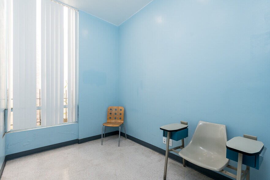 More Photos Of 1533 Alamitos Ave, Long Beach Medical For Sale