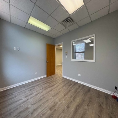 More Photos Of 101-107 N Oak Park Ave, Oak Park General Retail For Sale