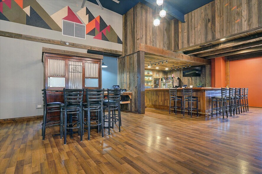 More Photos Of 720 E 50 Hwy, Salida Restaurant For Sale