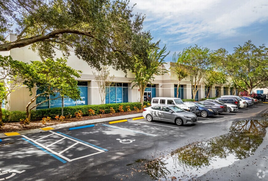More Photos Of 5655-5729 Rio Vista Dr, Clearwater Office For Lease