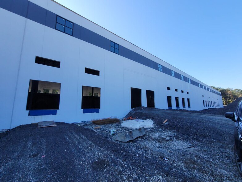 More Photos Of 39 Police Dr, Goshen Distribution For Lease