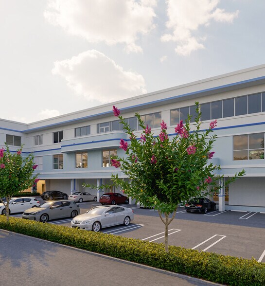 More Photos Of 10 N Swinton Ave, Delray Beach General Retail For Lease