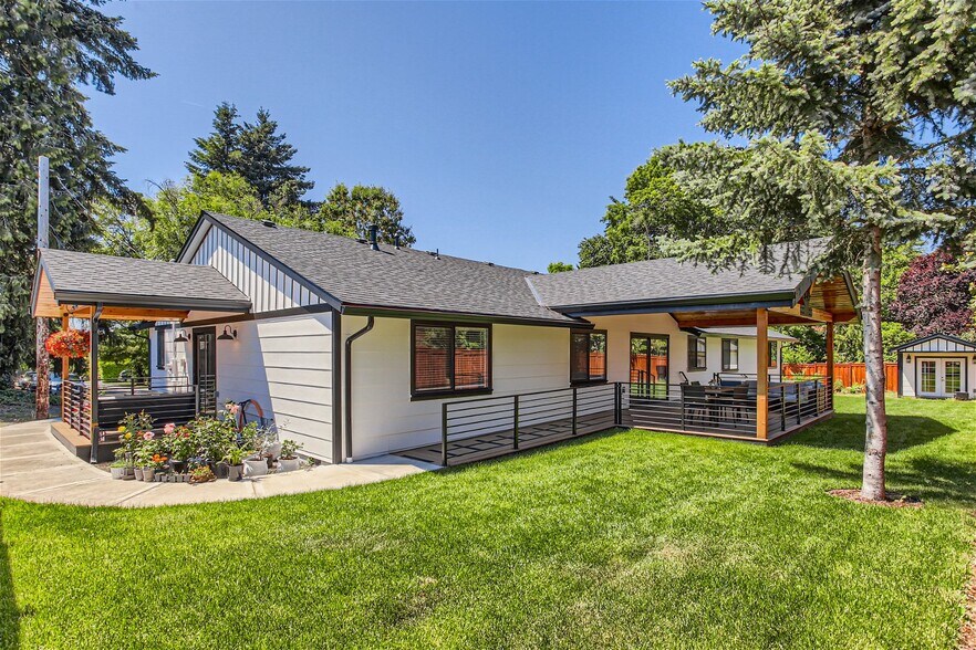 More Photos Of 8955 SW Club Meadow Ln, Portland Continuing Care Retirement Community For Sale