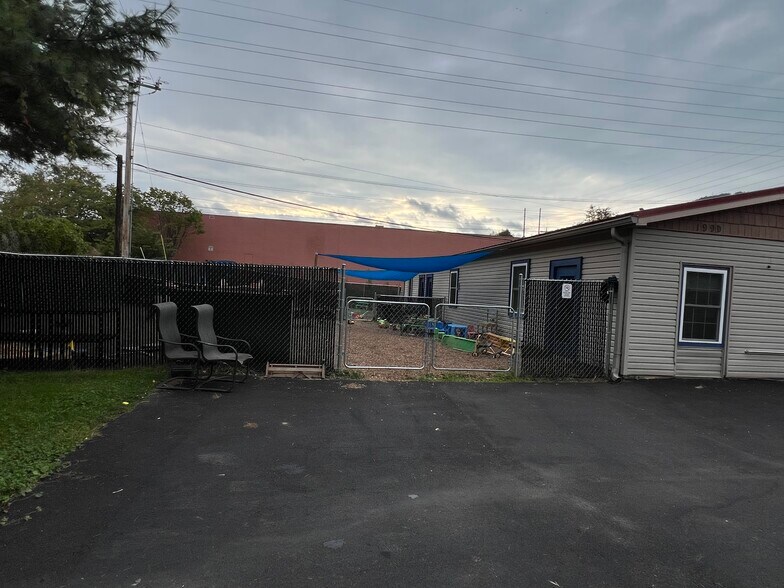 More Photos Of 199 Jefferson Rd, Boone Daycare Center For Lease