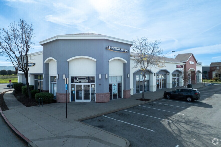 More Photos Of 6965 Camino Arroyo, Gilroy General Retail For Lease