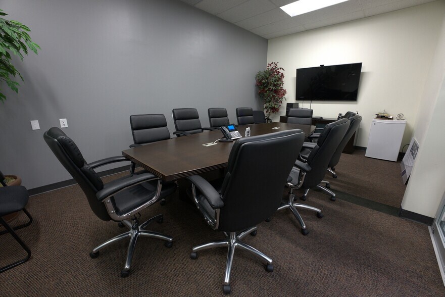 More Photos Of 17957 55th Ave, Surrey Warehouse For Sale