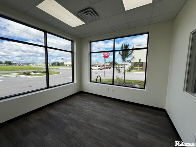 More Photos Of 3625 Jones Industrial Dr, Lakeland Unknown For Lease