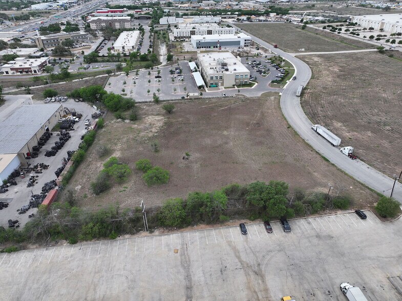 More Photos Of Verde Parkway, Schertz Land For Sale
