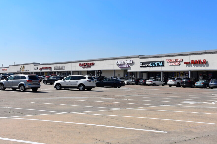More Photos Of 9700-9950 Fondren Rd, Houston Unknown For Lease