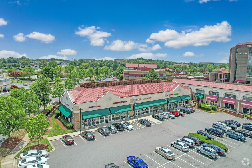 More Photos Of 8925 JM Keynes Dr, Charlotte Storefront For Lease