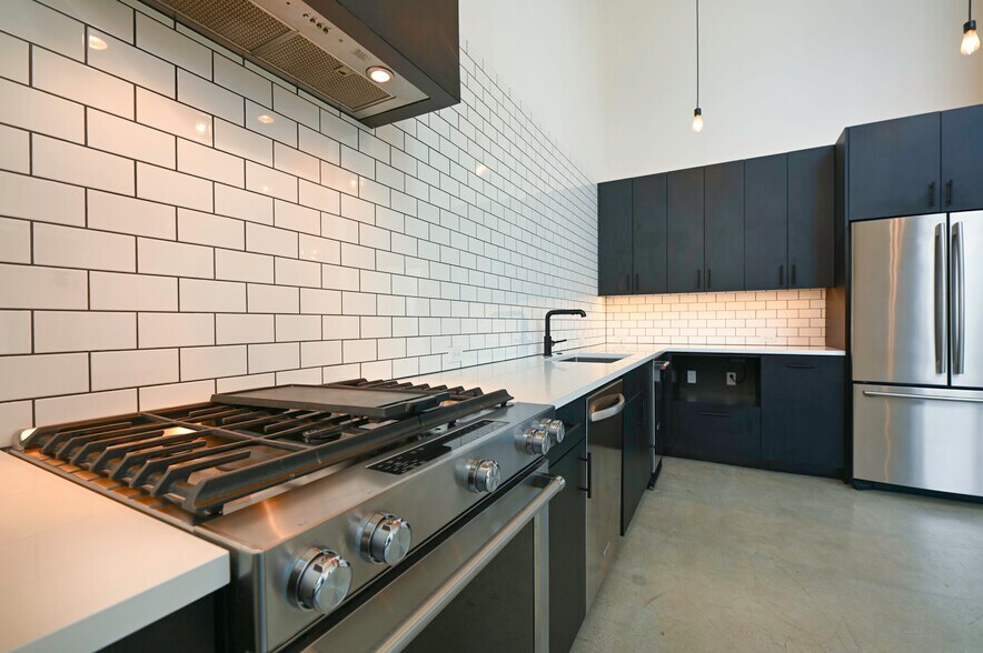 More Photos Of 13001 40th Ave S, Tukwila Specialty For Sale