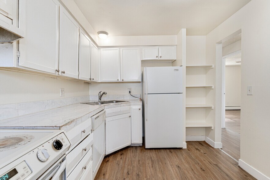 More Photos Of 11948 E 17th Ave, Aurora Apartments For Sale