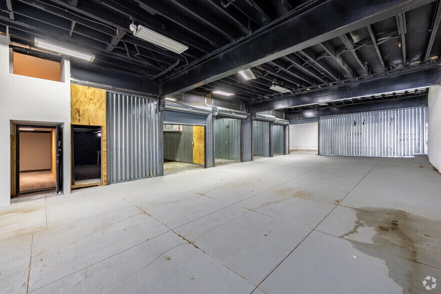 More Photos Of 910 Grand Ave, North Bergen Warehouse For Sale