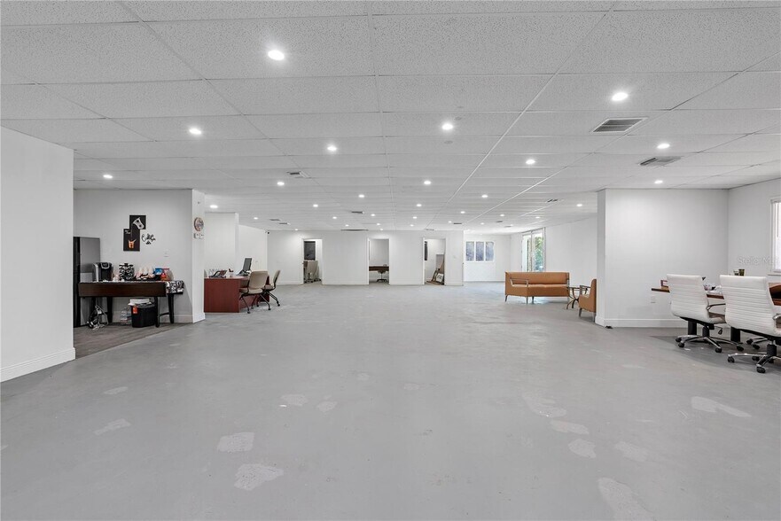 More Photos Of 12425 N Florida Ave, Tampa Medical For Lease