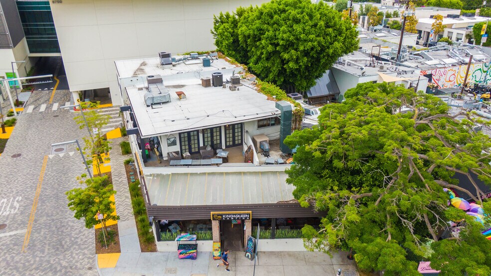 More Photos Of 616 N Robertson Blvd, West Hollywood Storefront Retail Office For Sale