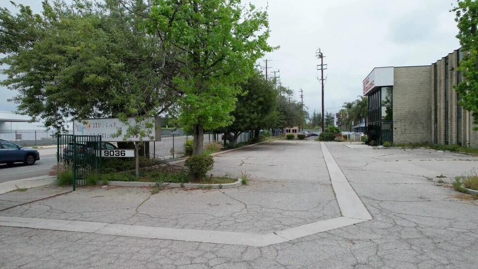 Primary Photo Of 9036 Winnetka Ave, Northridge Loft Creative Space For Lease