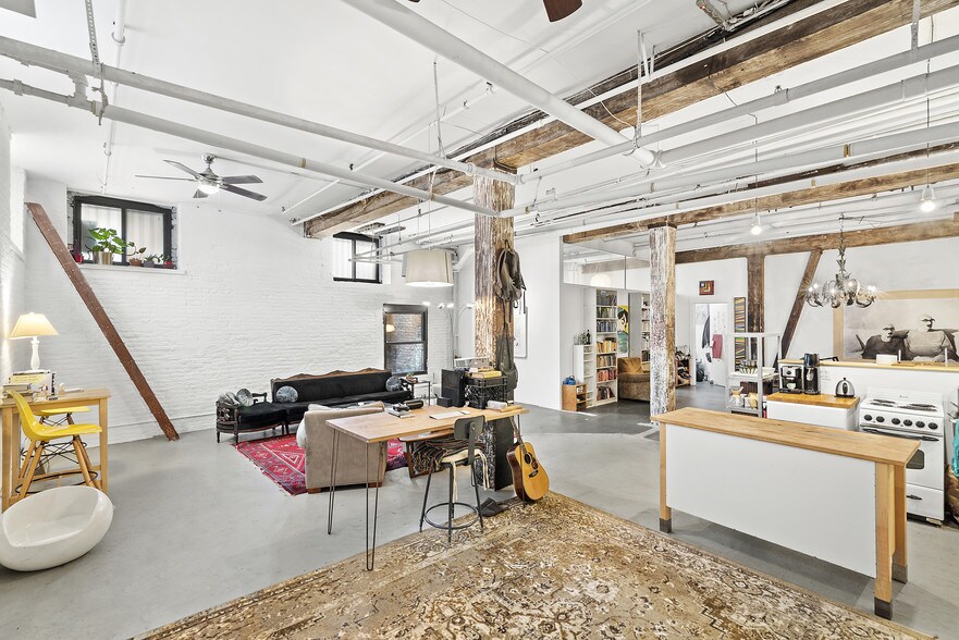 More Photos Of 119 N 11th St, Brooklyn Office For Lease