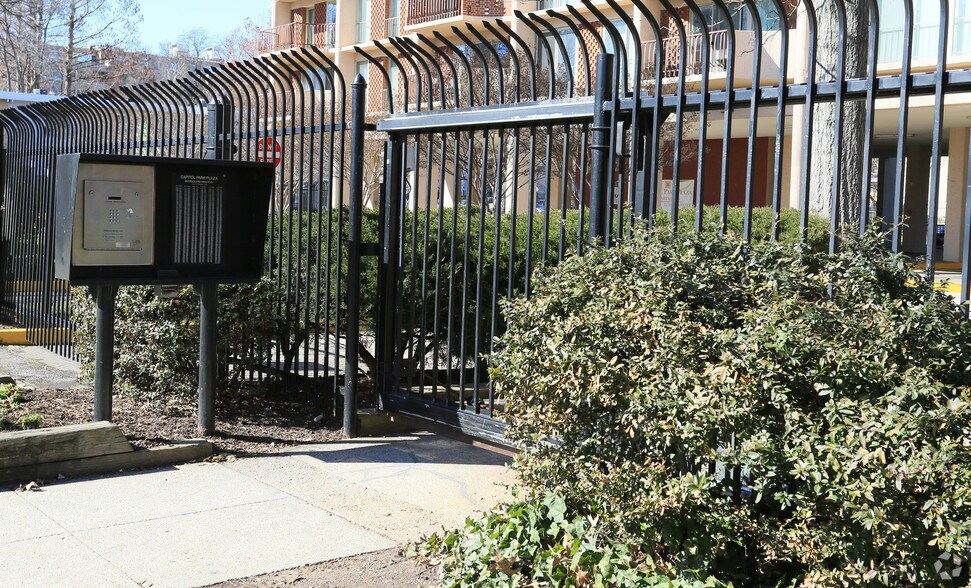 More Photos Of 101-103 G St SW, Washington Apartments For Sale