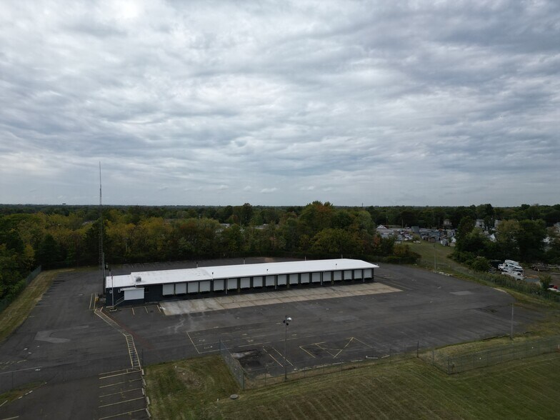 More Photos Of 750 County Line Rd, Colmar Truck Terminal For Sale