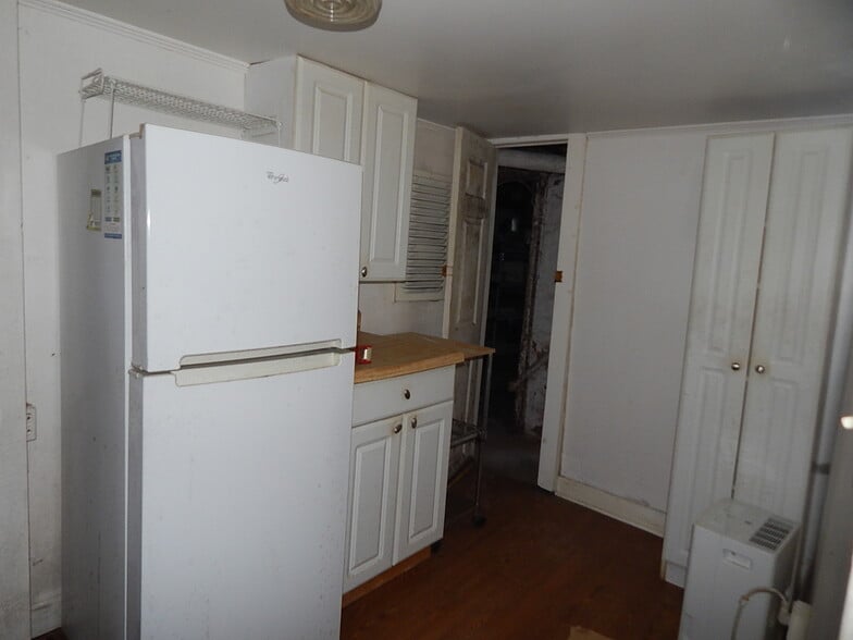 More Photos Of 125 Hudson Ter, Piermont Apartments For Sale