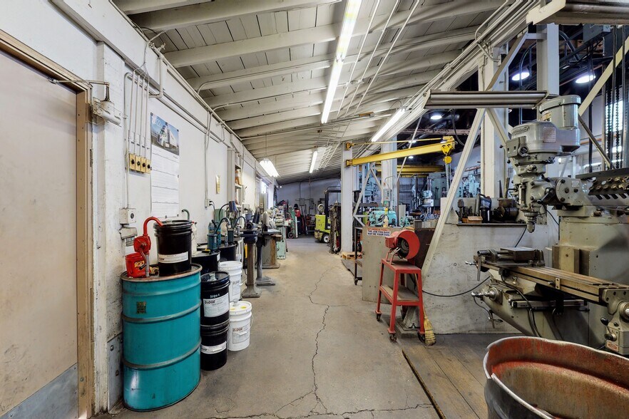 More Photos Of 3400-3470 Randolph St, Huntington Park Warehouse For Lease