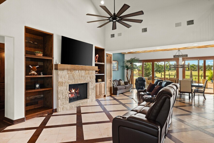 More Photos Of 31300 Ranch Road 12, Dripping Springs Specialty For Sale