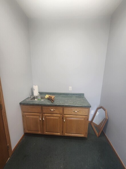 More Photos Of 301 N Main St, Pine Island Office For Sale