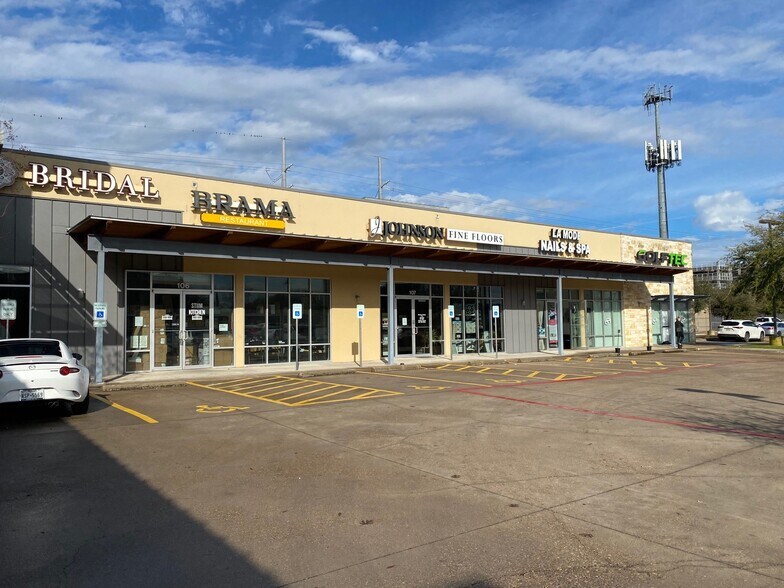 More Photos Of 3301 Steck Ave, Austin Unknown For Lease