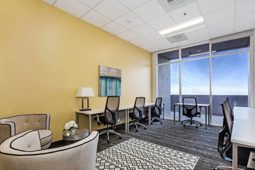 More Photos Of 22809 Pacific Coast Hwy, Malibu Medical For Lease