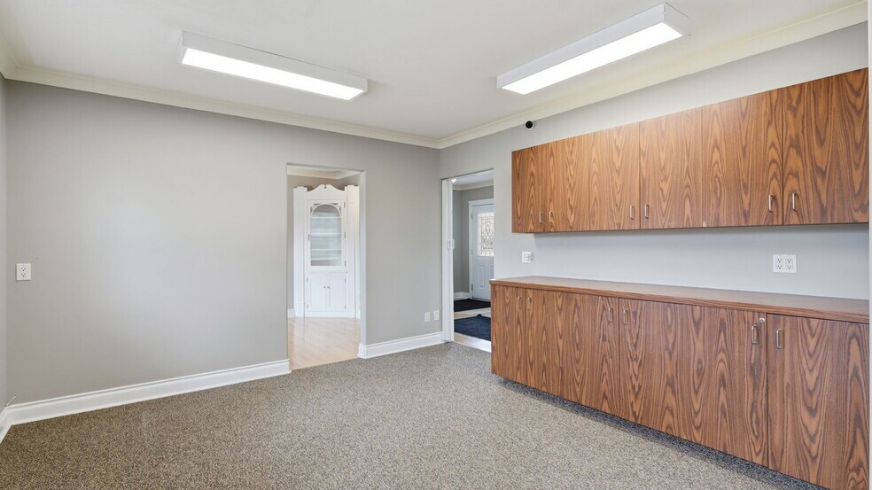 More Photos Of 191 Ordze Ave, Sherwood Park Office For Sale