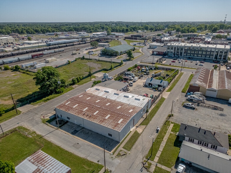 More Photos Of 301 Burke Ave, Jonesboro Warehouse For Sale