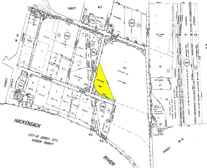 More Photos Of 97 3rd St, South Kearny Truck Terminal For Lease
