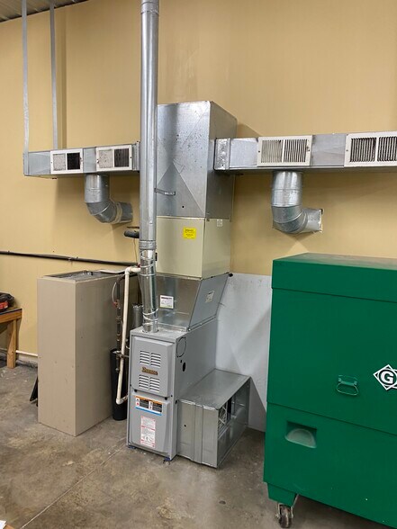 More Photos Of 6930 SR 67 Hwy, Muncie Light Distribution For Sale