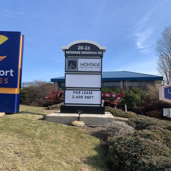 More Photos Of 20 Montage Mountain Rd, Moosic Restaurant For Lease