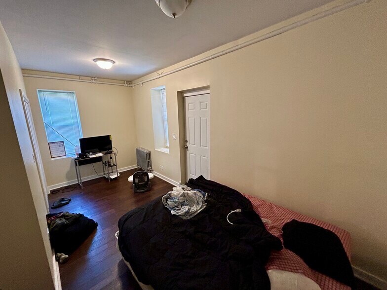 More Photos Of 735 E 88th St, Chicago Apartments For Sale