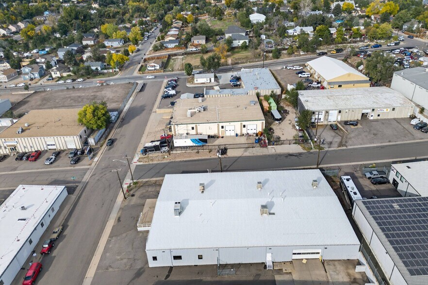 More Photos Of 2261 W Cornell Ave, Englewood Warehouse For Lease