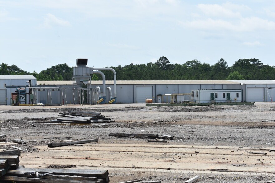 More Photos Of 79 Pioneer Ln, Selma Industrial For Sale