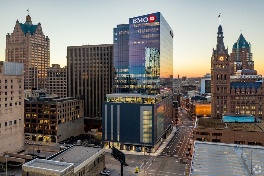 More Photos Of 790 N Water St, Milwaukee Office For Lease