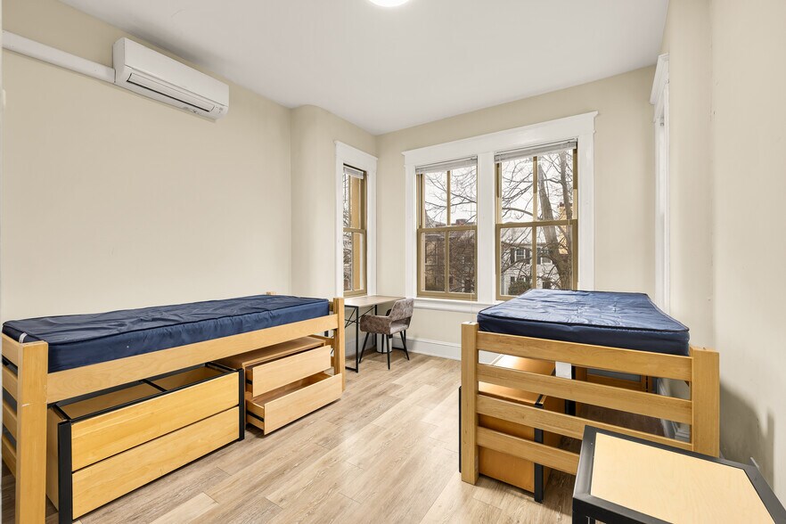 More Photos Of 500 9th St SE, Washington Apartments For Sale