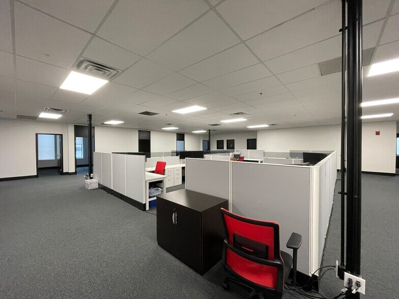 More Photos Of 223 NE Loop 820, Hurst Medical For Sale