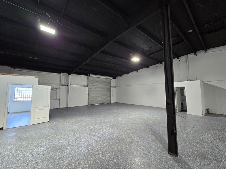 More Photos Of 456 LPGA Blvd, Daytona Beach Unknown For Lease