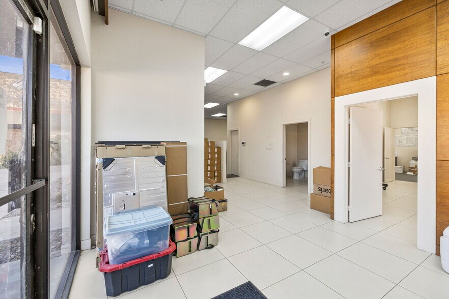 More Photos Of 75090 St. Charles Pl, Palm Desert Warehouse For Lease