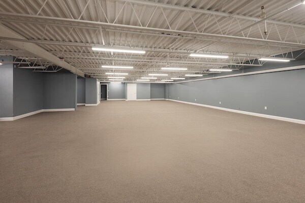 More Photos Of 8160 Lark Brown Rd, Elkridge Light Manufacturing For Lease