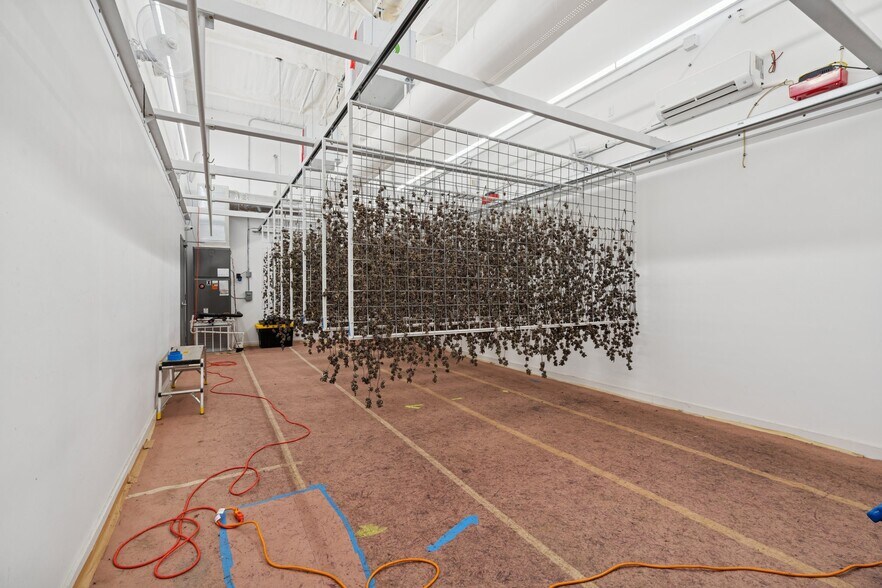 More Photos Of 12217 S Broadway, Edmond Warehouse For Sale