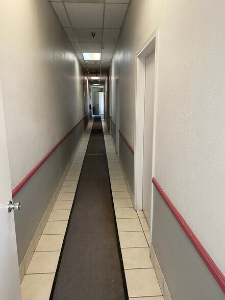 More Photos Of 2401 Portico Blvd, Calexico Warehouse For Lease