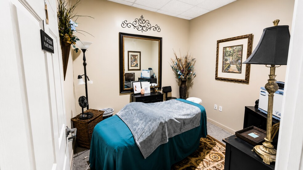 More Photos Of 21715 Kingsland Blvd, Katy Office For Lease