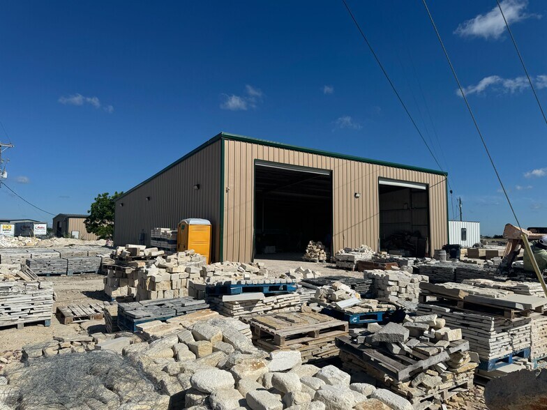 More Photos Of 450 Private Road 917, Georgetown Warehouse For Sale